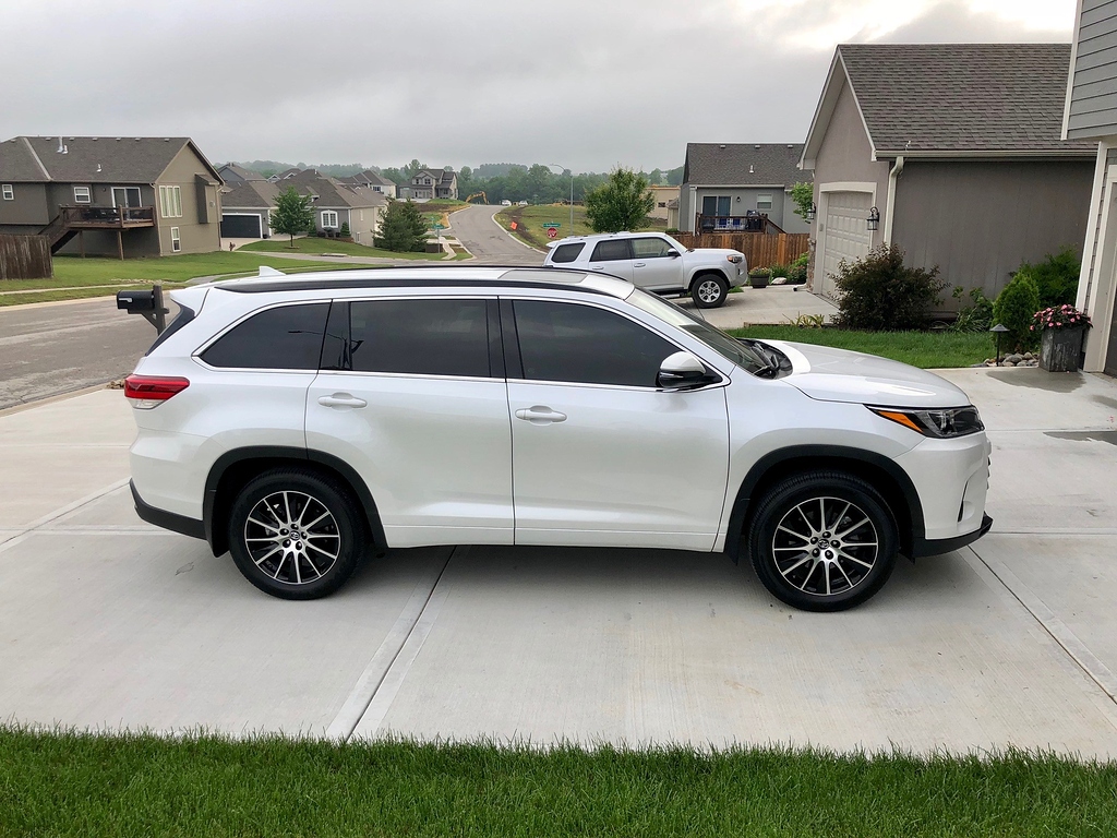 2018 Toyota Highlander SE AWD 344/Month+tax, 1875 of 3375 MSDs DAS