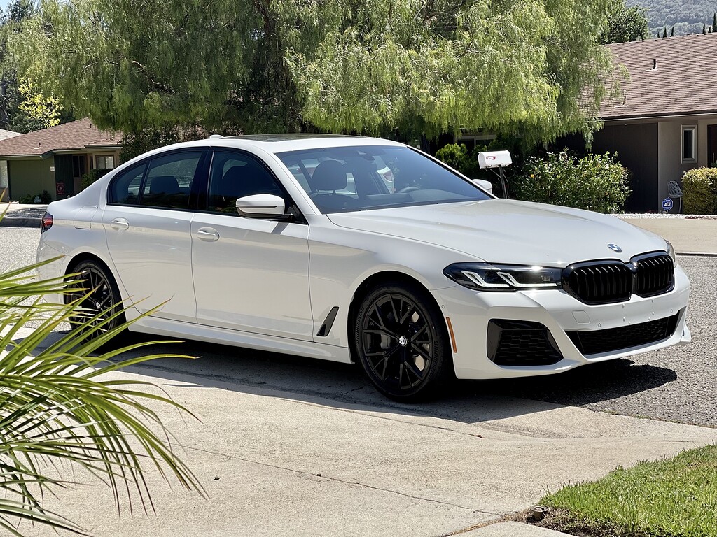 Signed (April 2021): NEW 2021 BMW 540i - $65k MSRP - 12.8% off - 36/10 ...