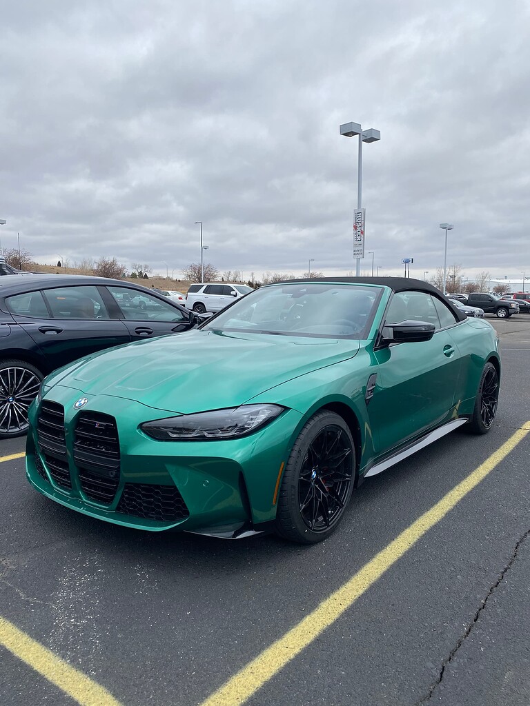 Lease Transfer 2022 BMW M4 Comp Xdrive Convertible. 1590/month 4500