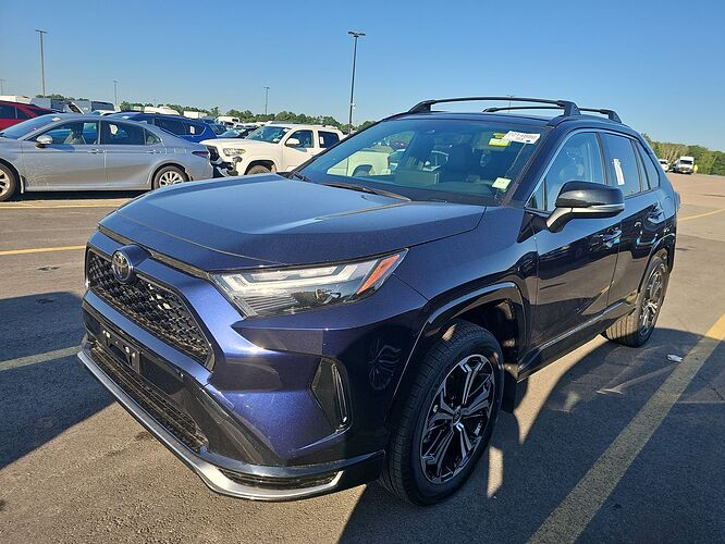 2025 RAV4 Plug-In Hybrid XSE