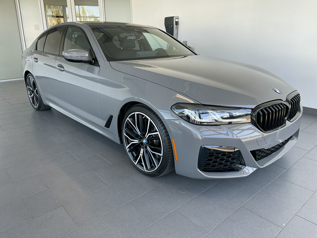 Signed NEW 2021 BMW M550i Bernina Grey 85k MSRP 10 Off 36 10 821 tax 1k DAS 