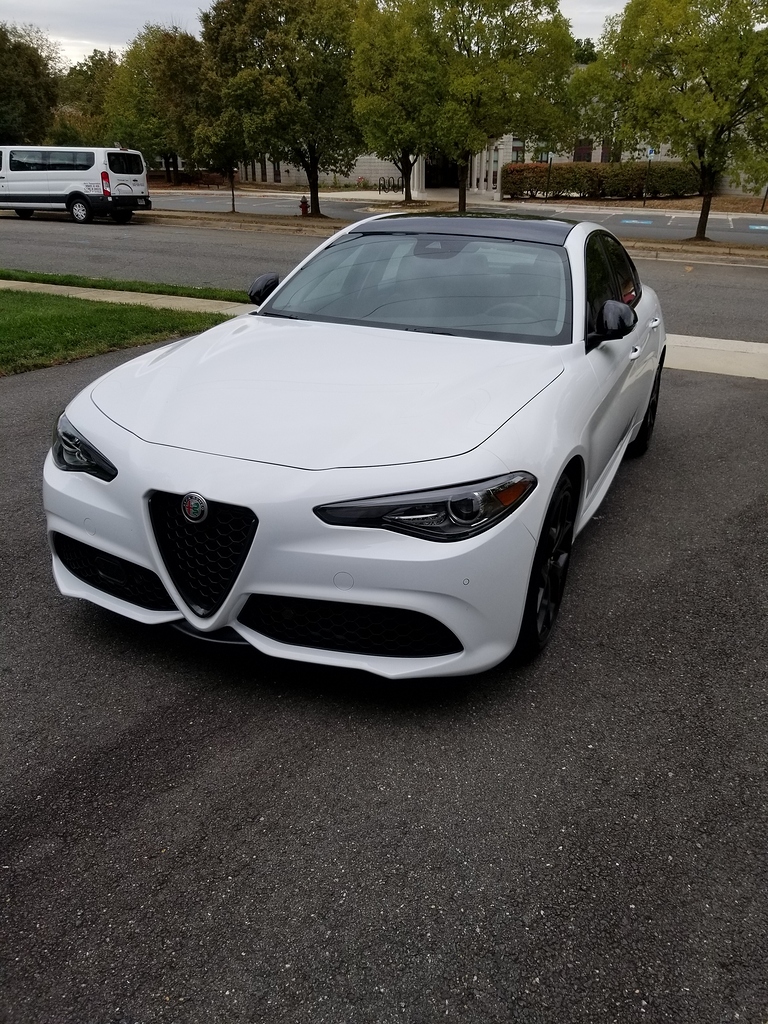 Signed Alfa Romeo Giulia Ti Sport Awd 344 Month With
