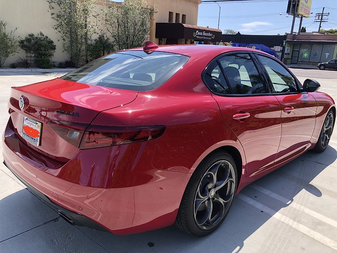 2019 Alfa Romeo Giulia Base Nero Package Rwd Tire