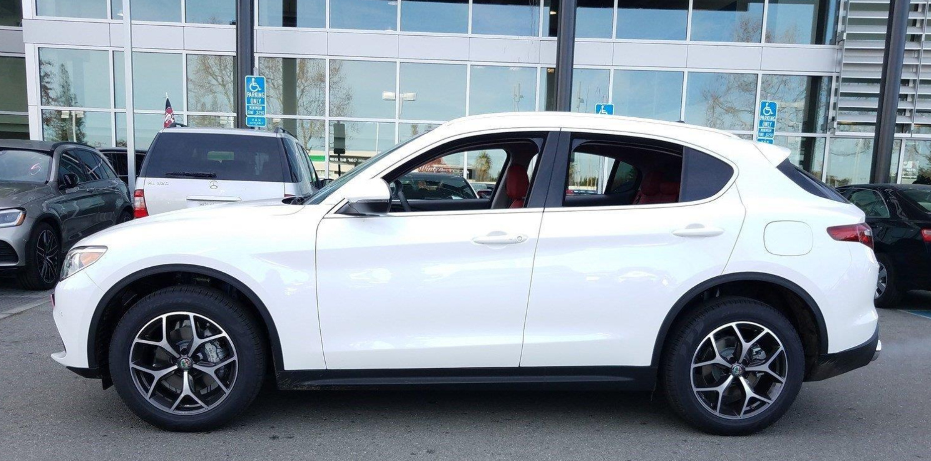 Signed 2019 Alfa Romeo Stelvio Ti Awd 49 490msrp