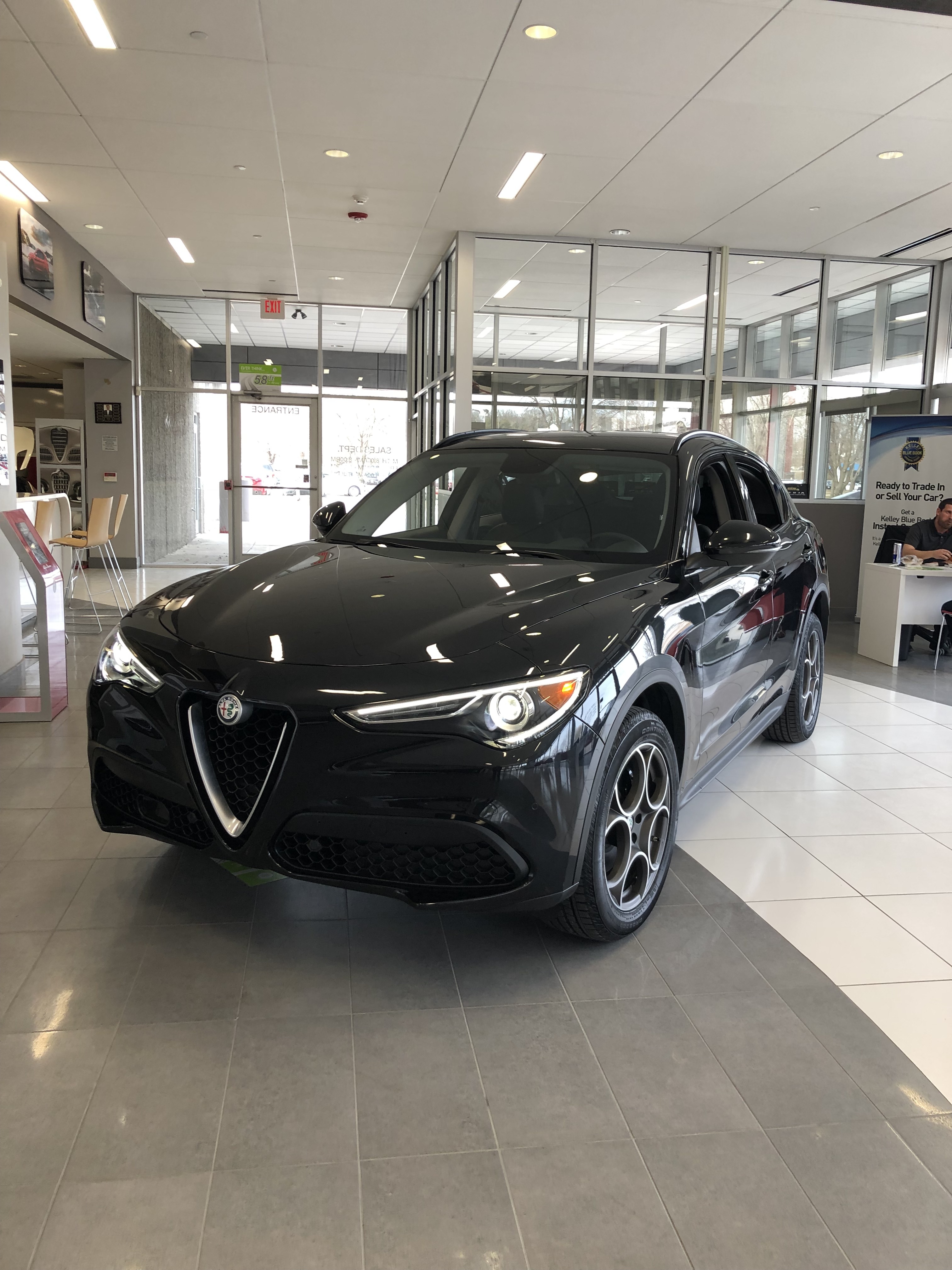 Signed 2018 Alfa Romeo Stelvio Sport Msrp 46 890 36